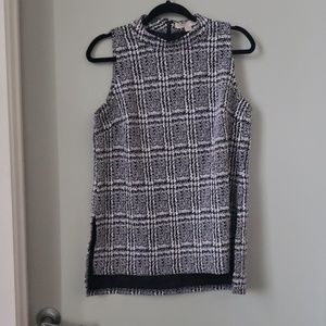 Black and white patterned top